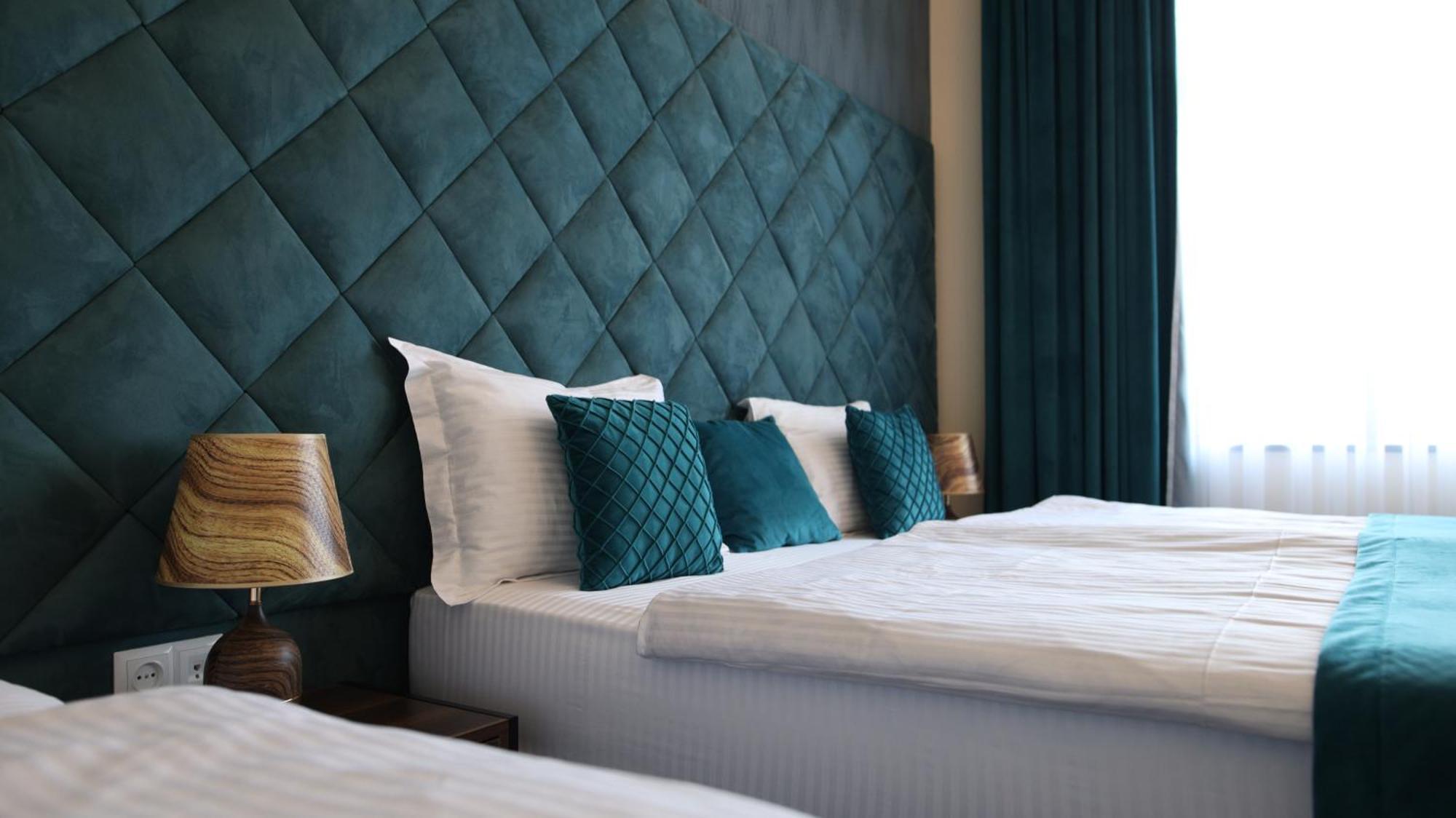 Bmg Hotel By Grigoryans Group Ґоріс Екстер'єр фото