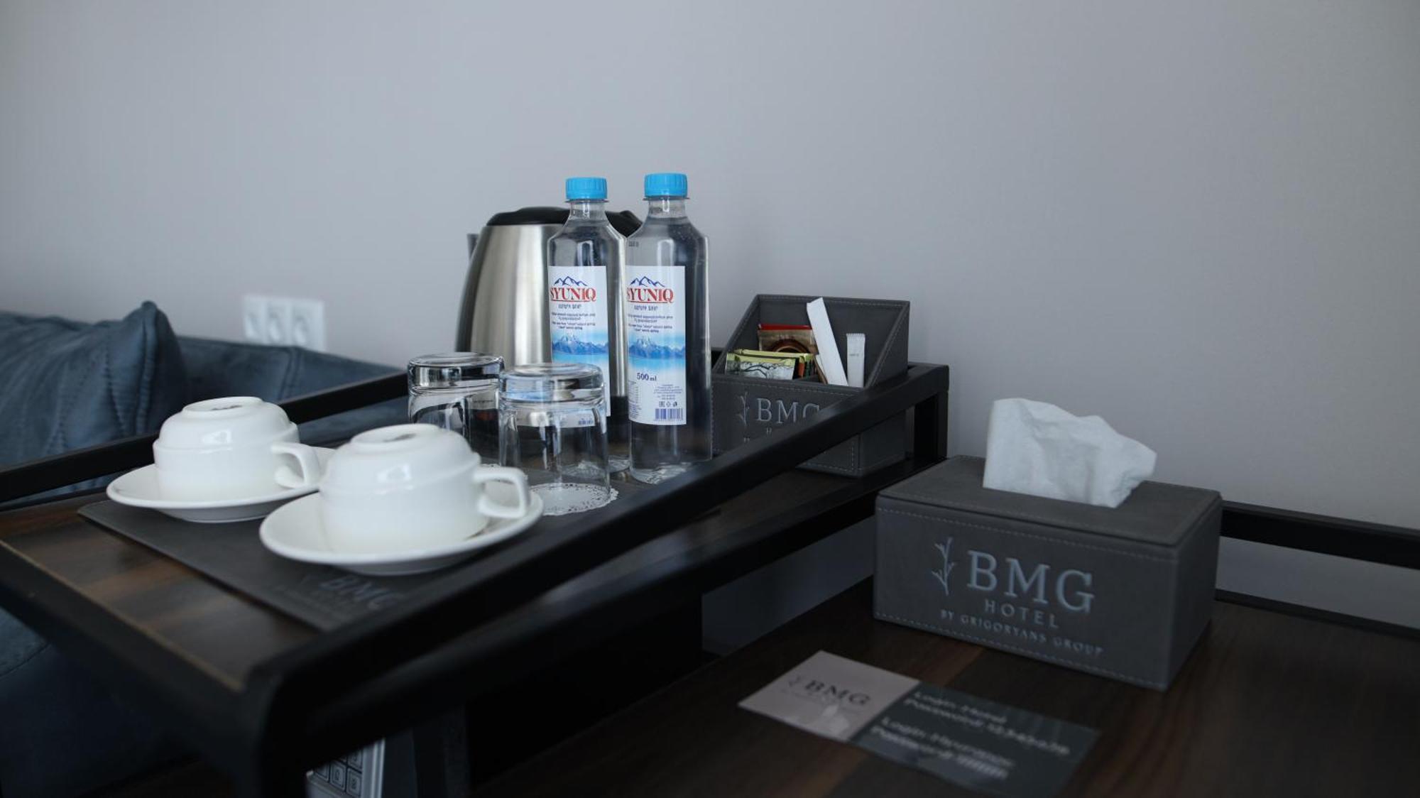 Bmg Hotel By Grigoryans Group Ґоріс Екстер'єр фото