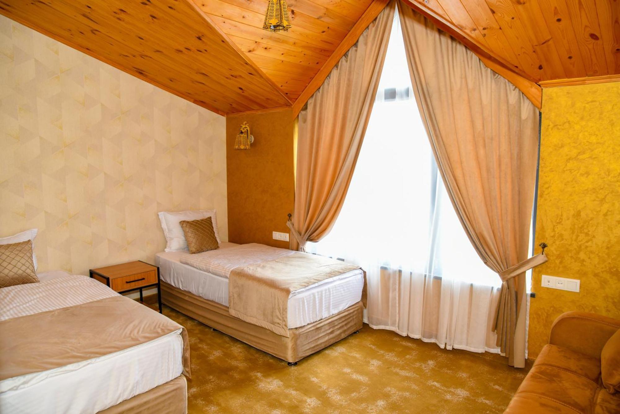 Bmg Hotel By Grigoryans Group Ґоріс Екстер'єр фото