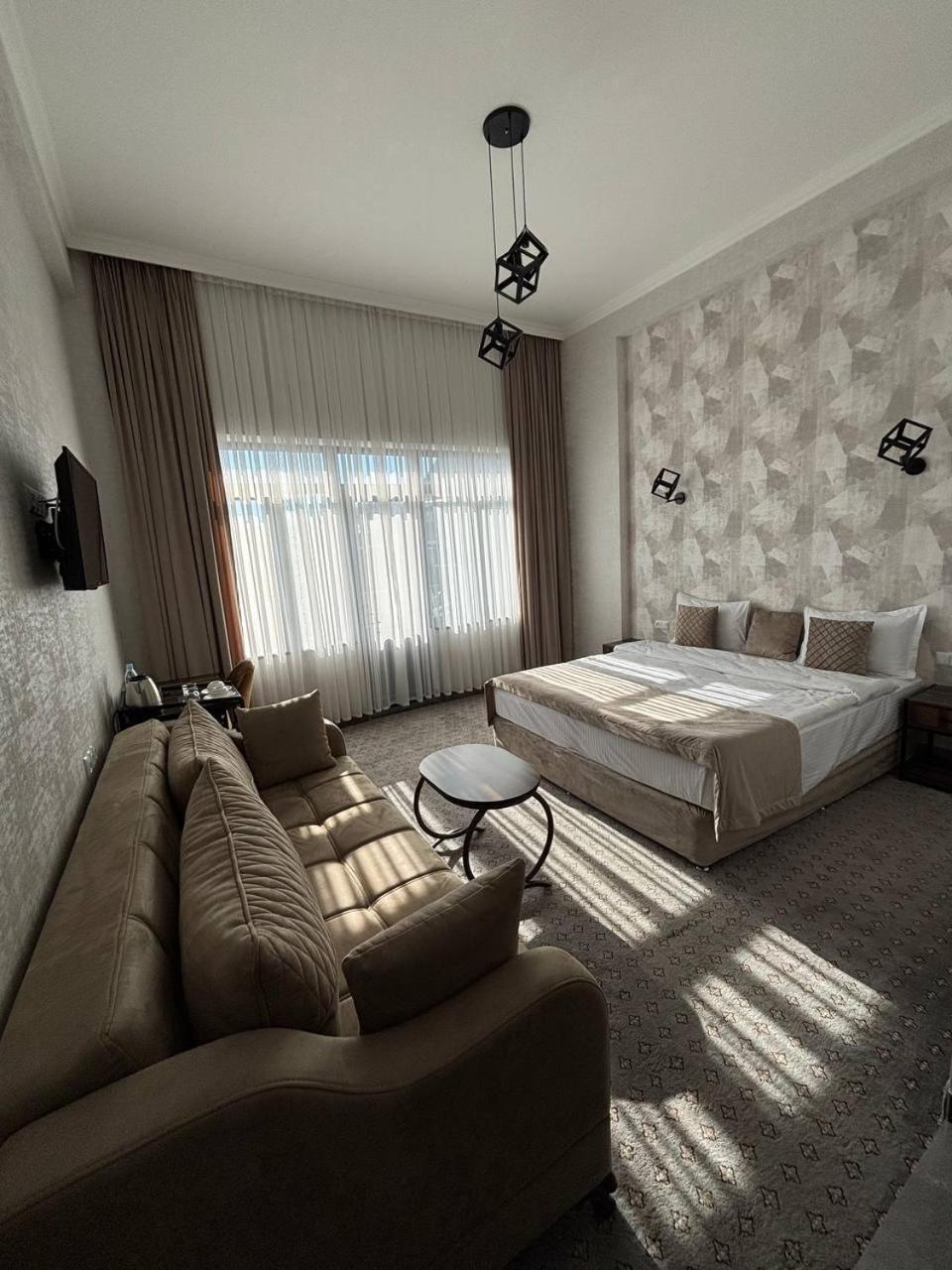Bmg Hotel By Grigoryans Group Ґоріс Екстер'єр фото